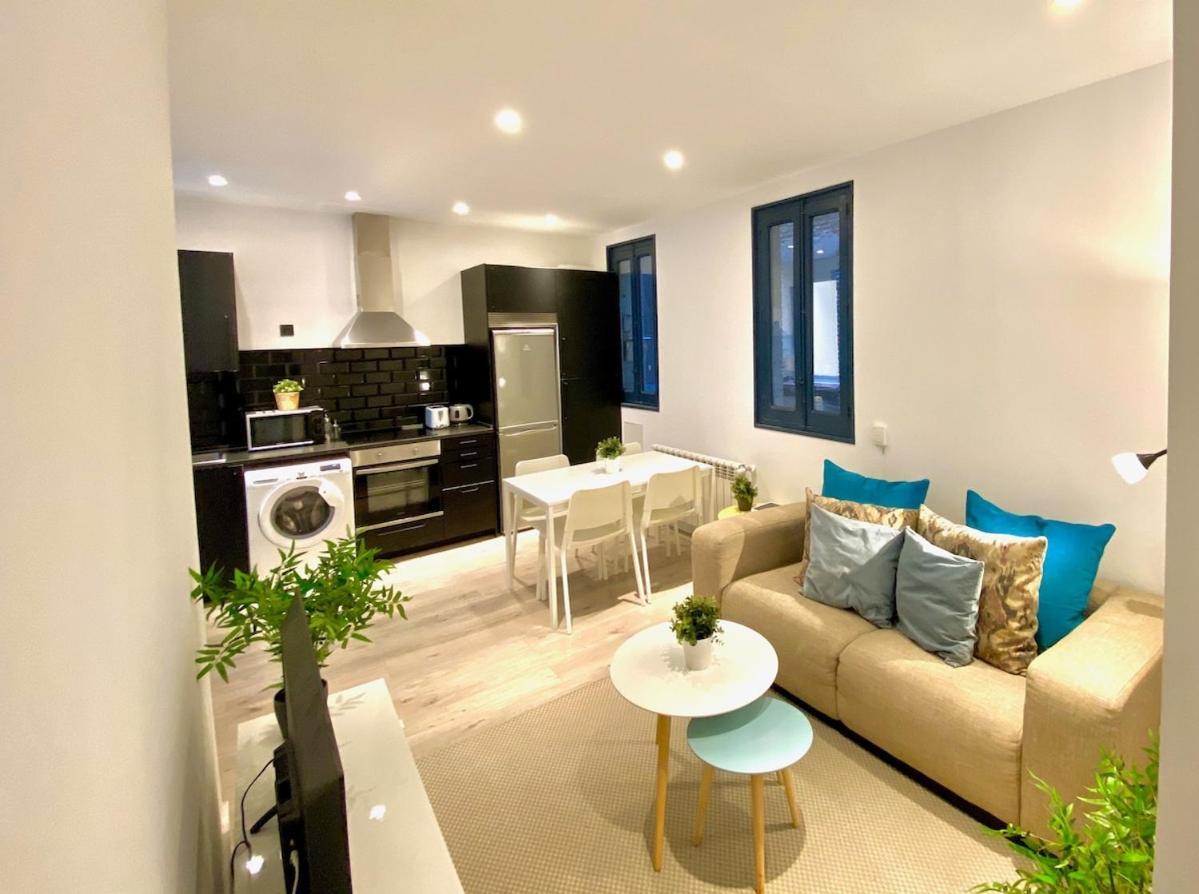 Encantador Apartamento Atocha Madrid Ngoại thất bức ảnh