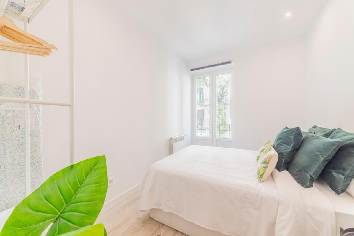 Encantador Apartamento Atocha Madrid Ngoại thất bức ảnh