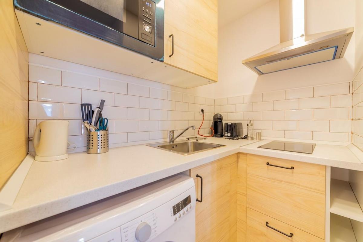 Encantador Apartamento Atocha Madrid Ngoại thất bức ảnh