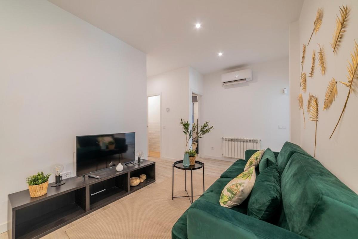 Encantador Apartamento Atocha Madrid Ngoại thất bức ảnh