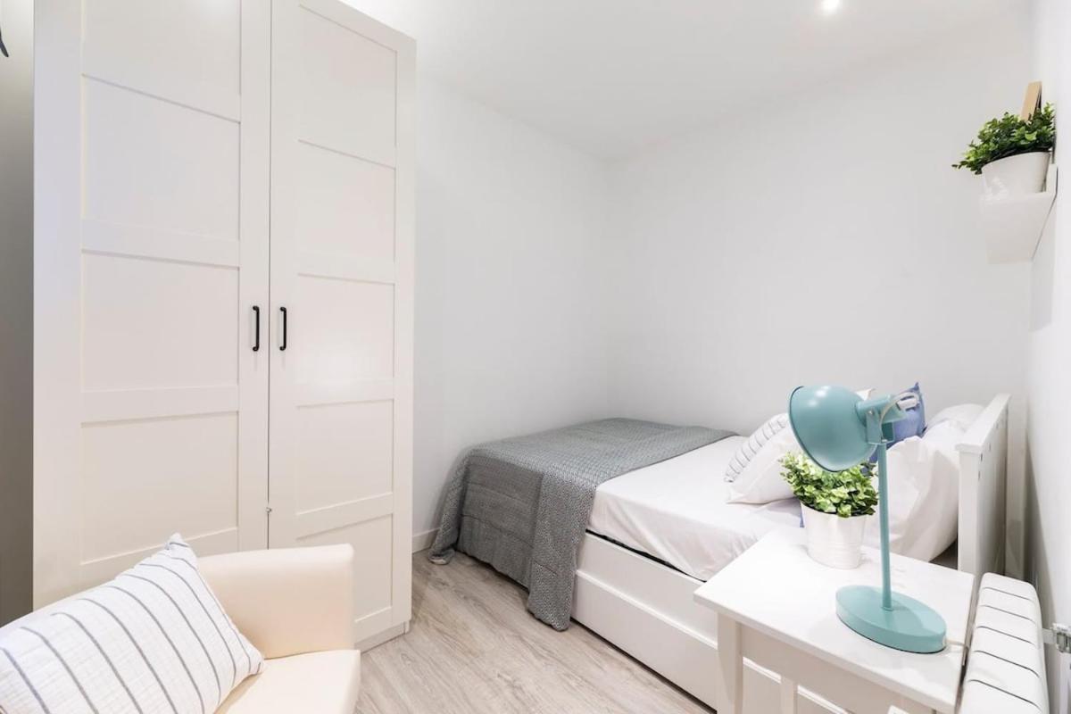 Encantador Apartamento Atocha Madrid Ngoại thất bức ảnh