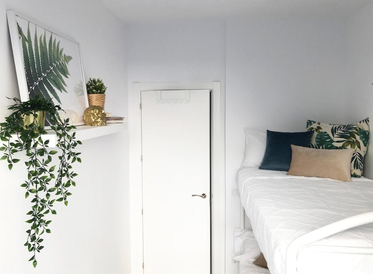 Encantador Apartamento Atocha Madrid Ngoại thất bức ảnh